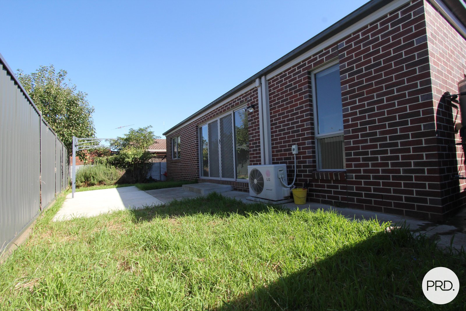 2/23 Beverin Street SEBASTOPOL 26