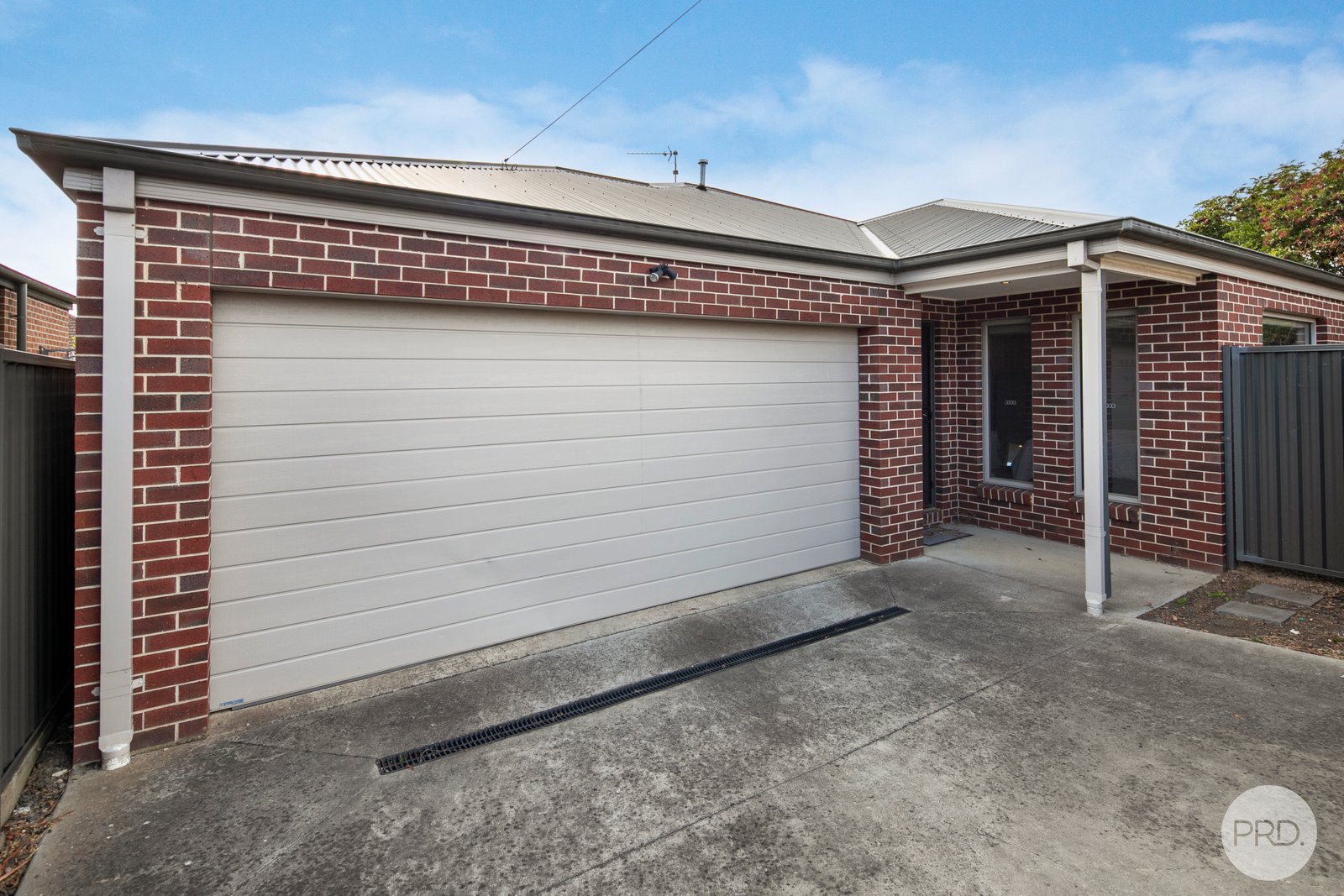 2/23 Beverin Street SEBASTOPOL 1
