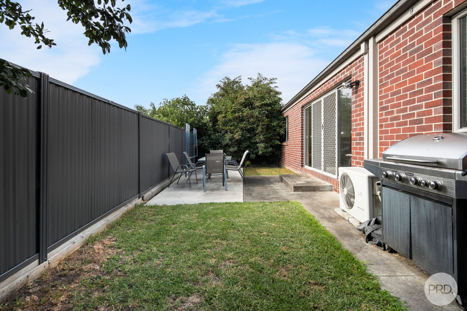 2/23 Beverin Street SEBASTOPOL 23