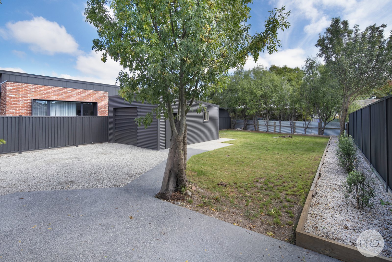 223 Clyde Street SOLDIERS HILL 12