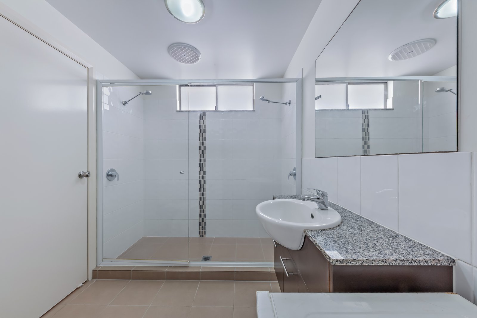 22/3 Deloraine Close CANNONVALE 6