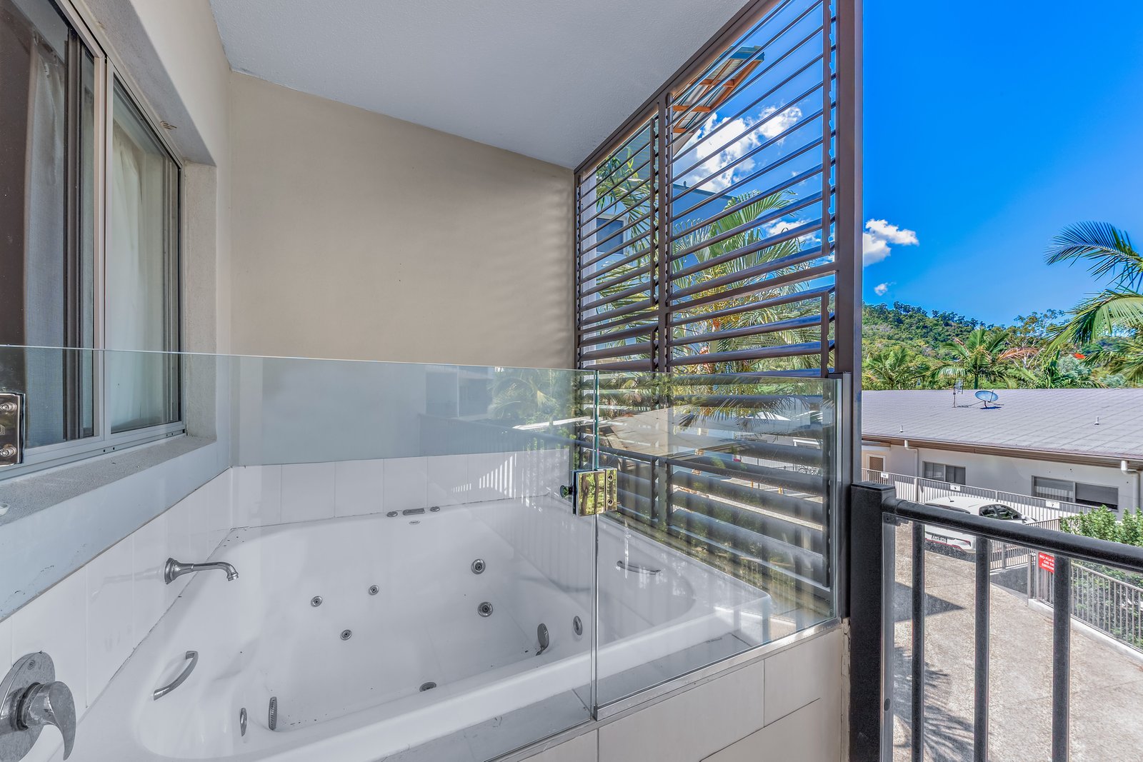 22/3 Deloraine Close CANNONVALE 10