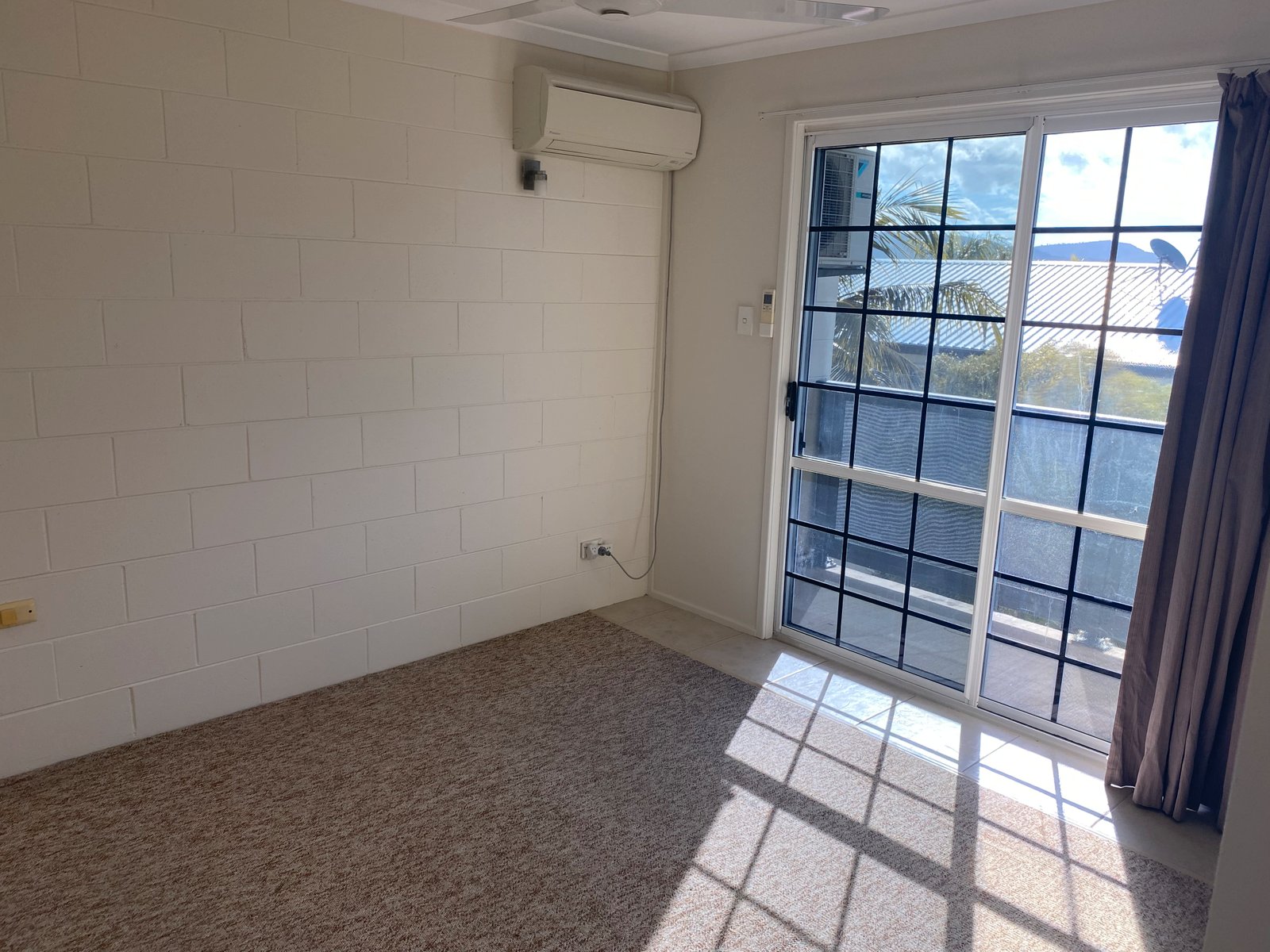 22/3 Eshelby Drive CANNONVALE 2