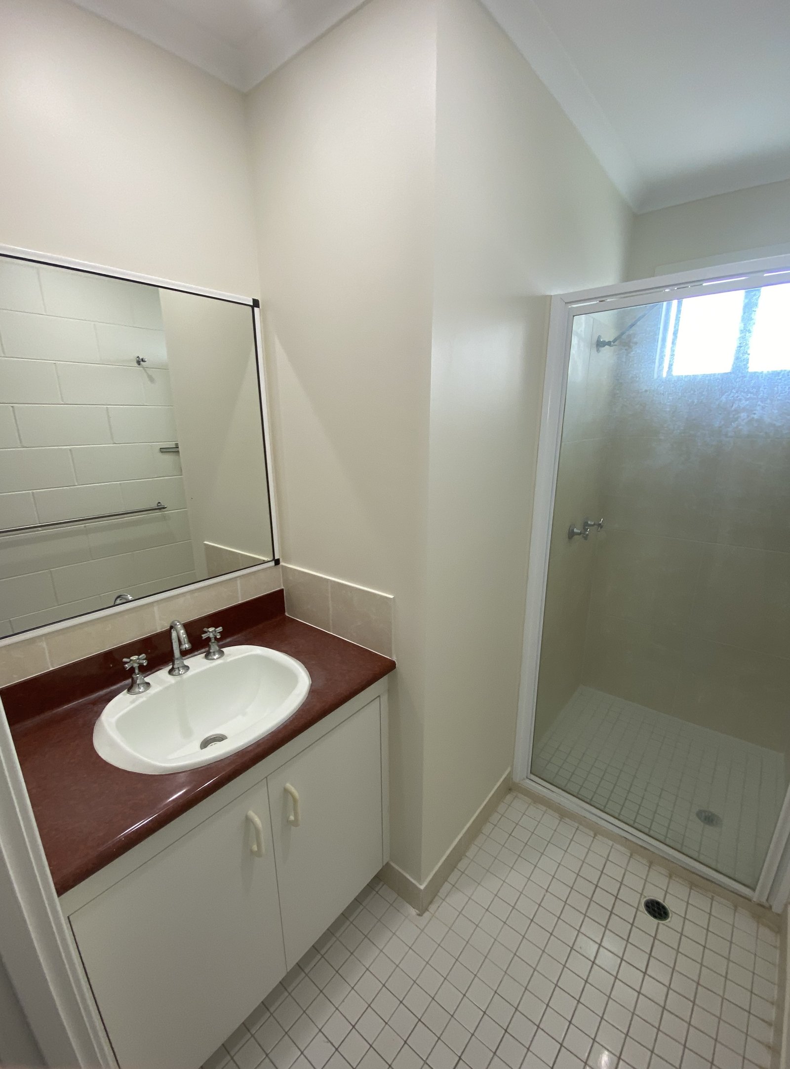 22/3 Eshelby Drive CANNONVALE 10