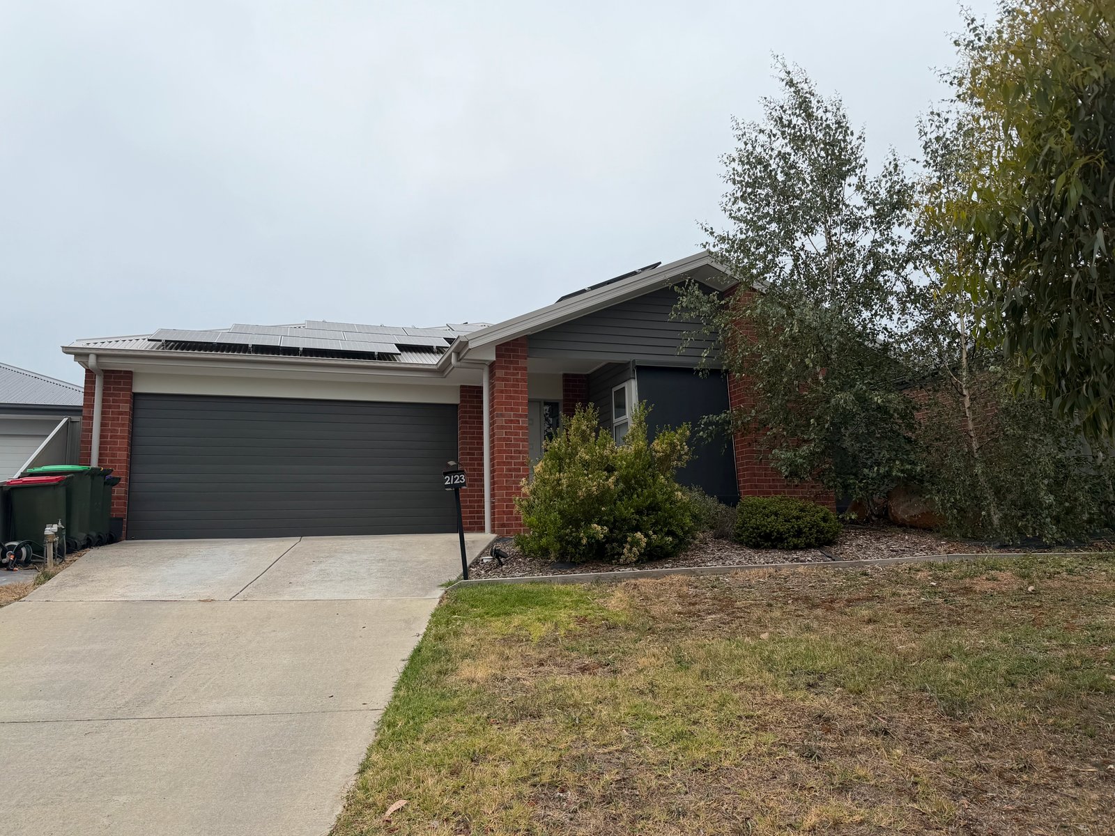 2/23 Flockhart Street MOUNT PLEASANT 1