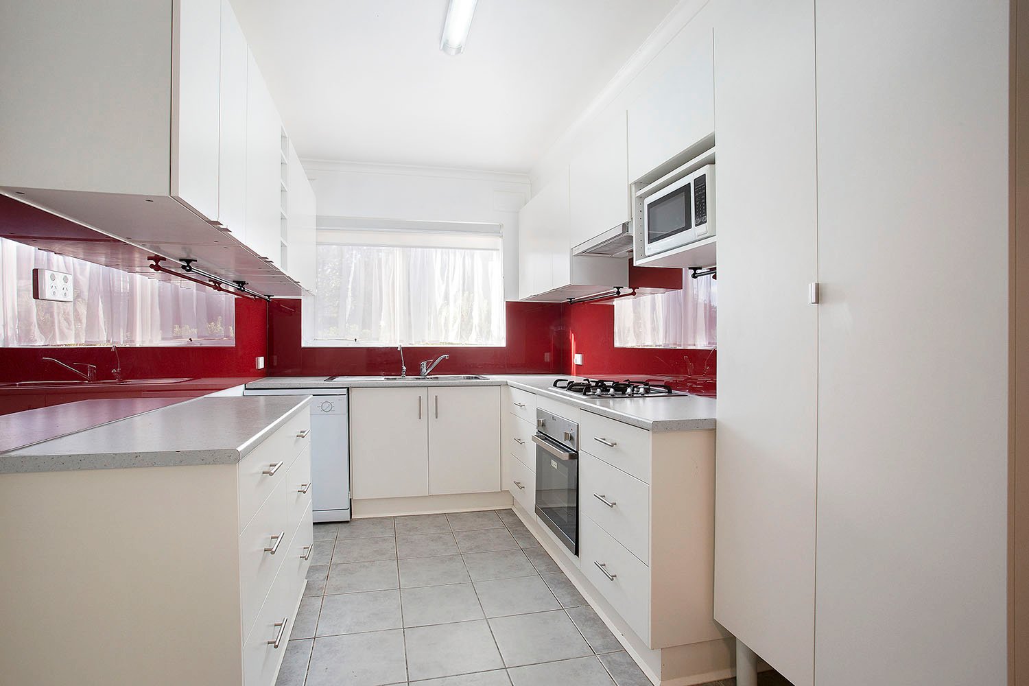 Gallery: 2/23 Genoa Street