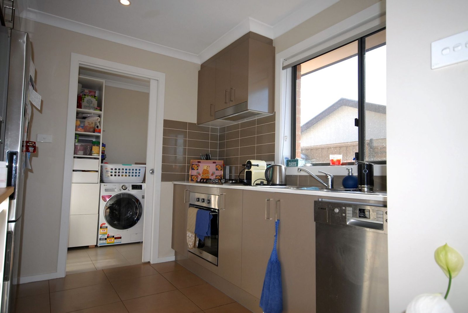 2/23 Gilmore Place QUEANBEYAN WEST 3