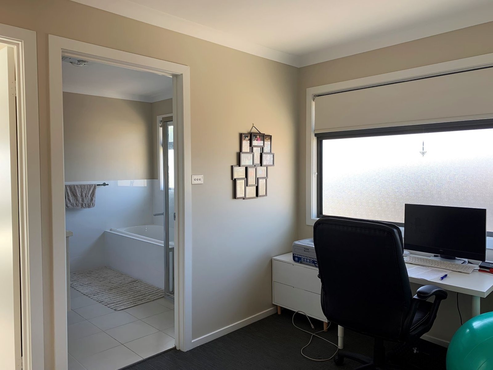 2/23 Gilmore Place QUEANBEYAN WEST 6