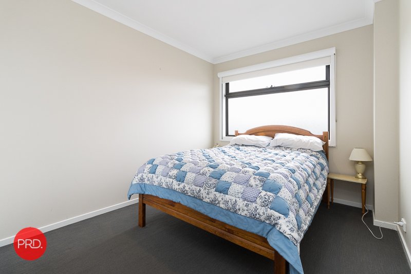 2/23 Gilmore Place QUEANBEYAN WEST 8