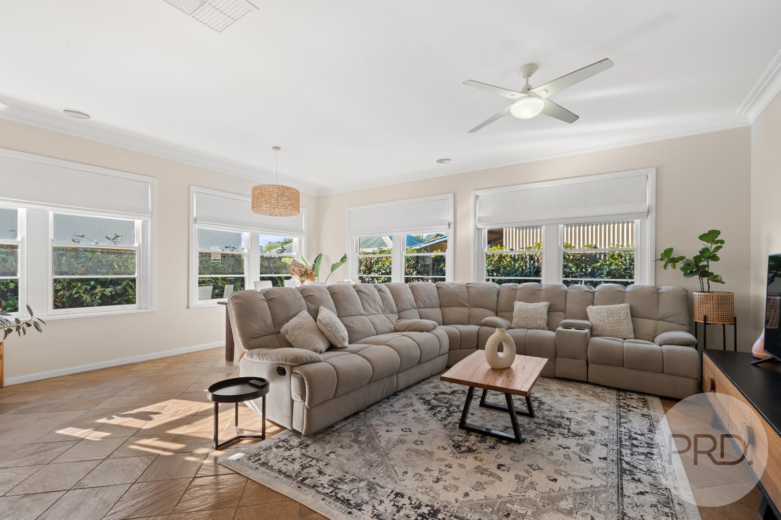 223 Gurwood Street WAGGA WAGGA 19