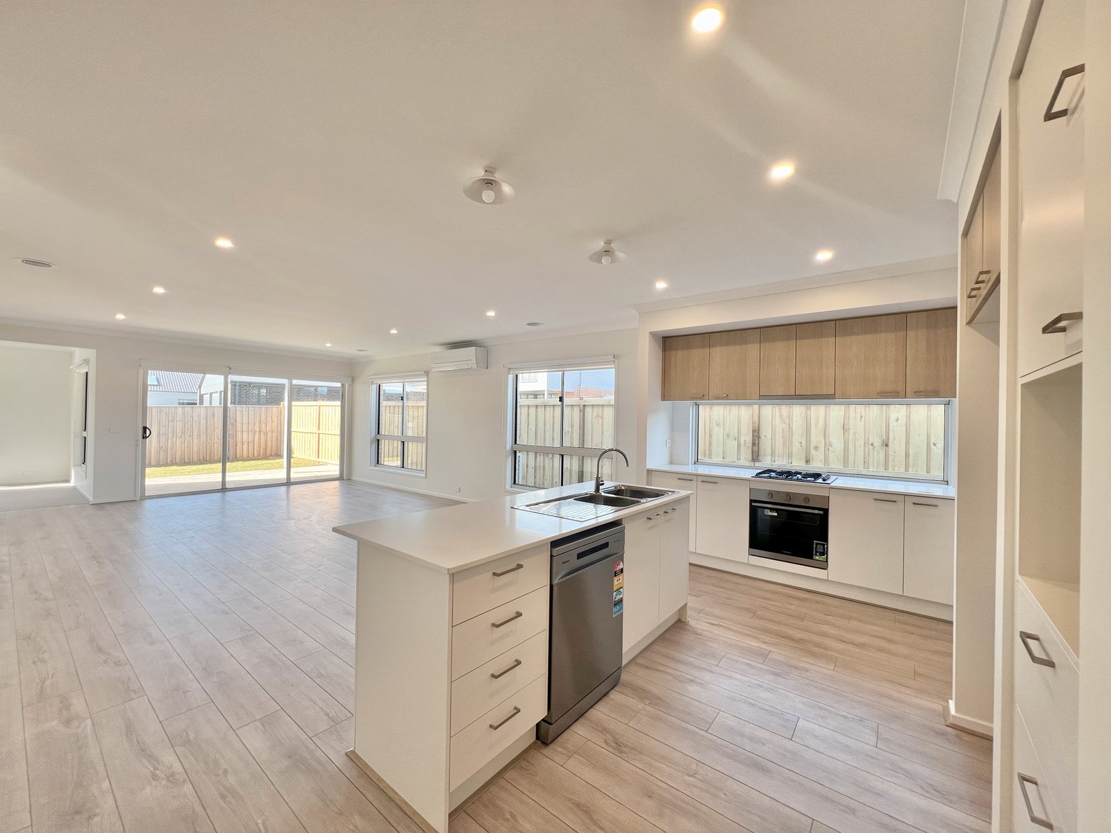 Gallery: 223 Horseshoe Bend Road