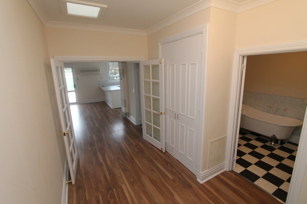 223 Humffray Street North BALLARAT CENTRAL 9