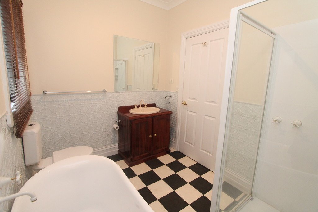 223 Humffray Street North BALLARAT CENTRAL 11