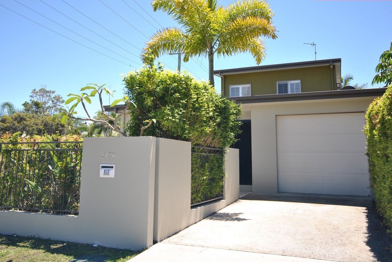 2/23 Hunter Avenue LABRADOR 1