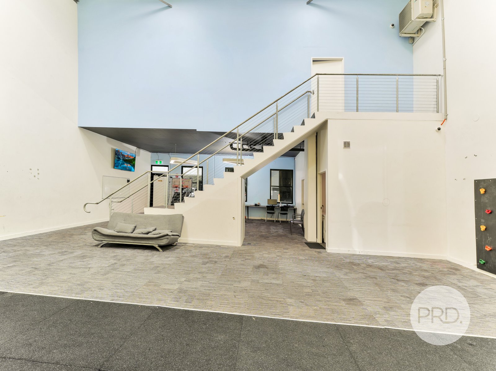 22/3 MacDonald Rd  INGLEBURN 8