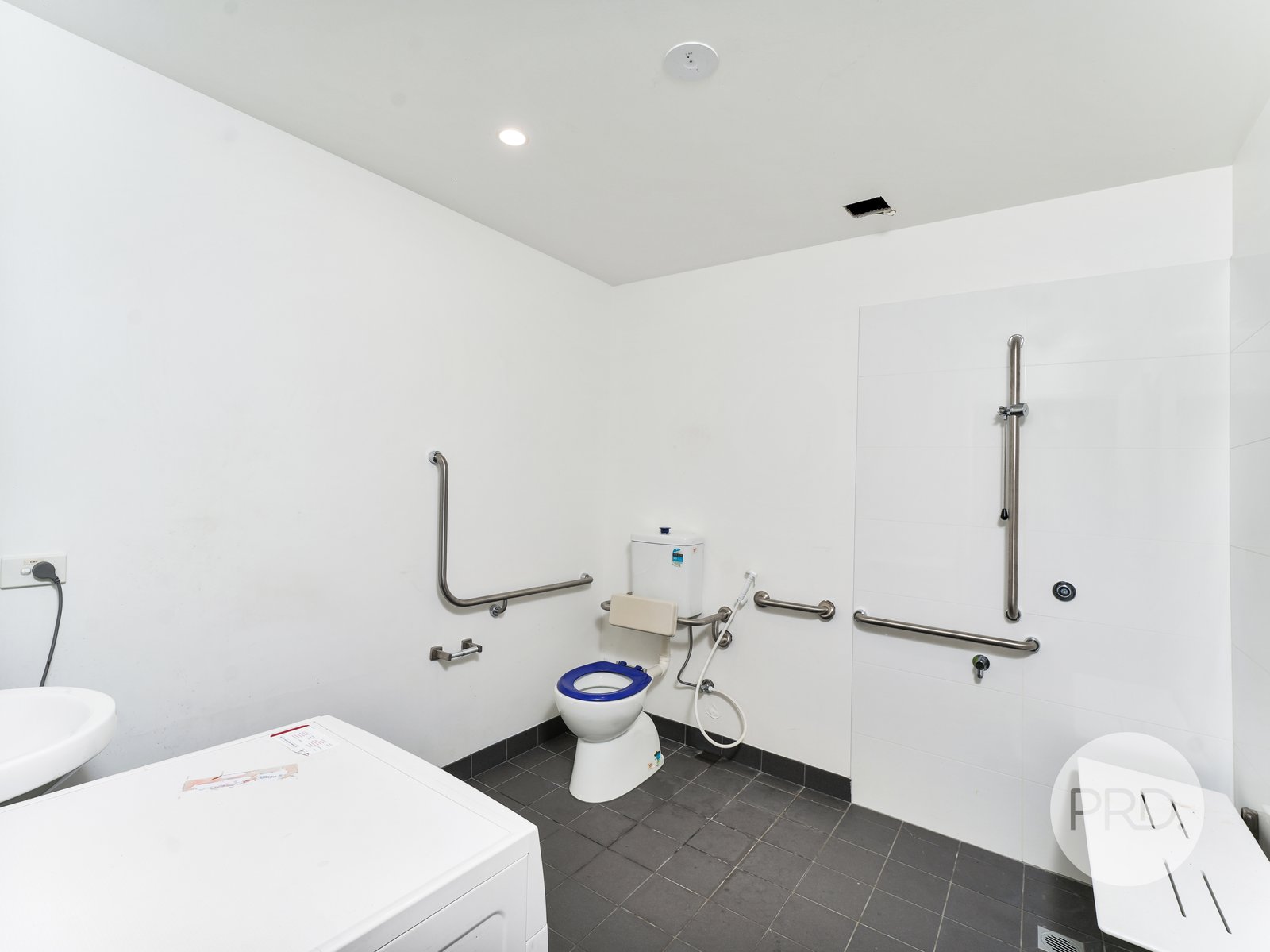 22/3 MacDonald Rd  INGLEBURN 10