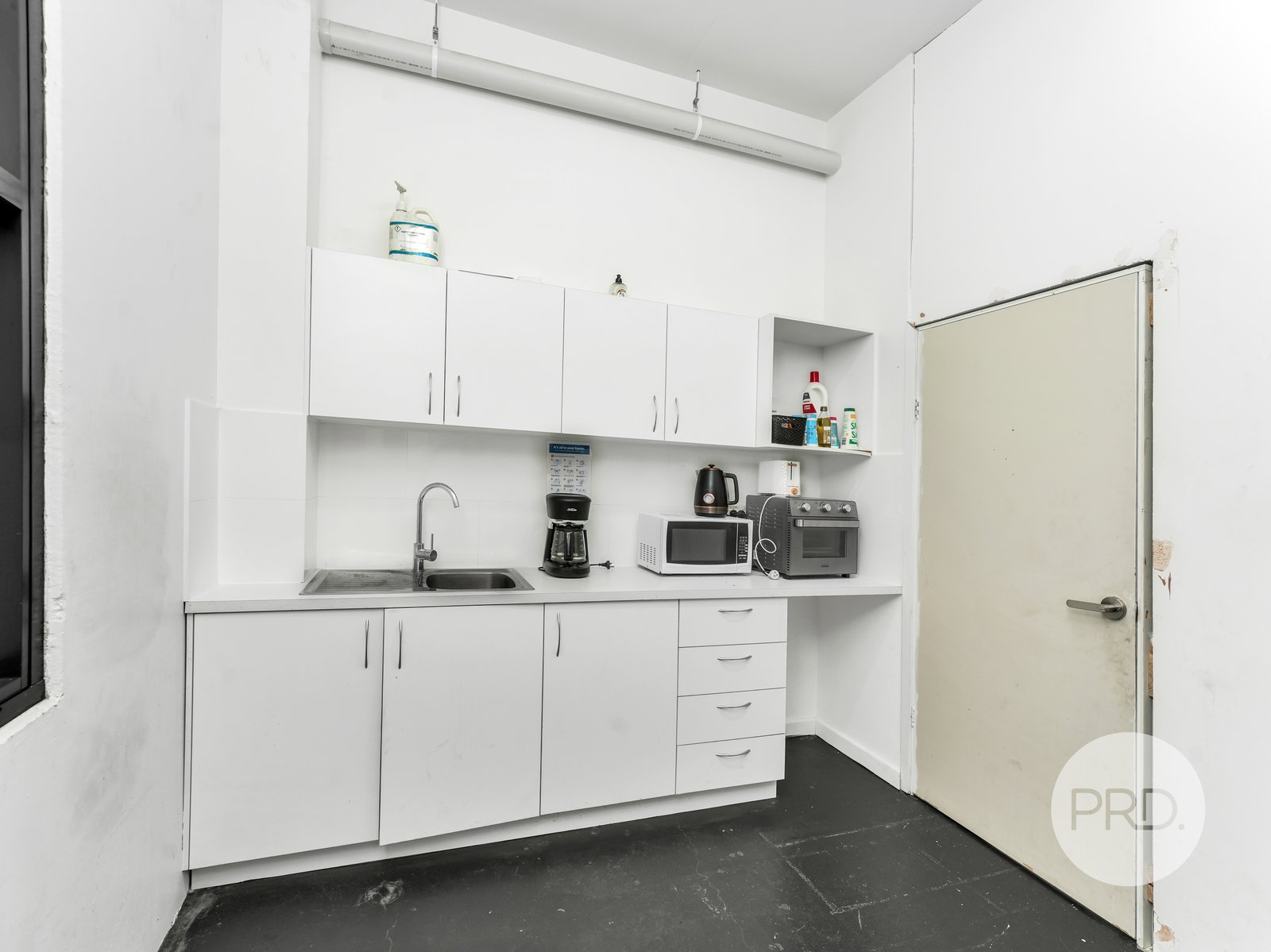 22/3 MacDonald Rd  INGLEBURN 11