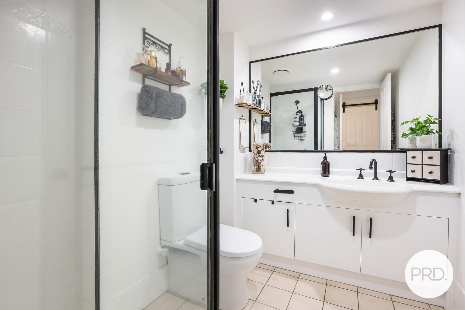 22/3 Norman Street SOUTHPORT 6