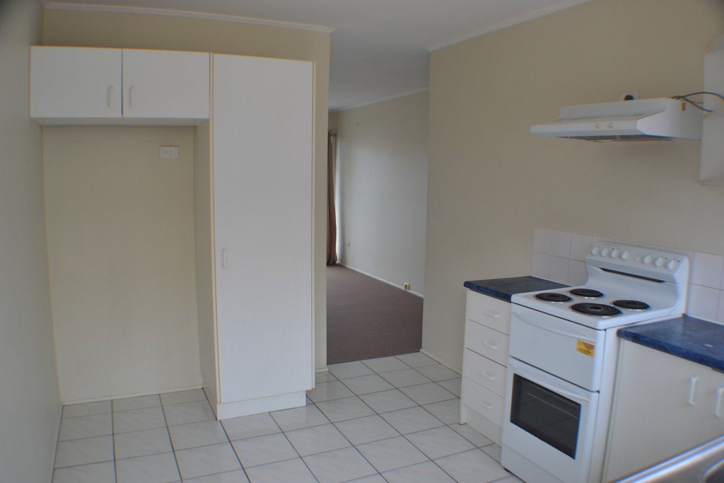 2/23 Railway Pde.  NUNDAH 3