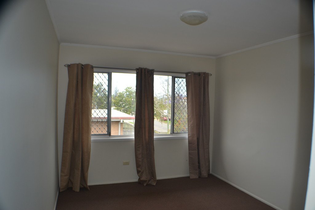 2/23 Railway Pde.  NUNDAH 8