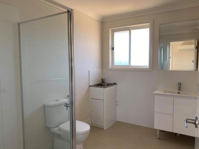 2/23 Reginald Drive TAMWORTH 2