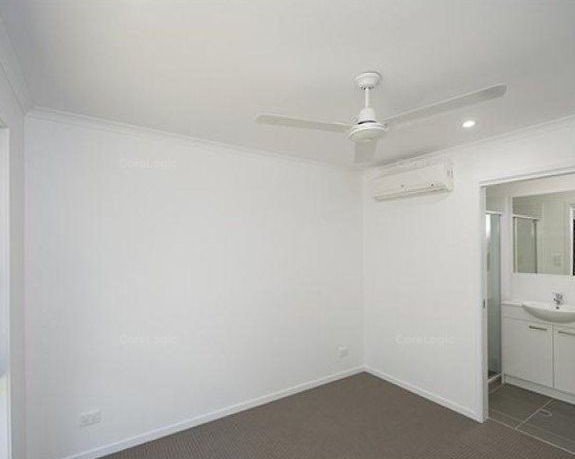 2/23 Roberts Street SOUTH GLADSTONE 9