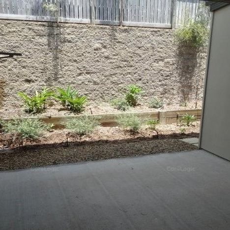 2/23 Roberts Street SOUTH GLADSTONE 17