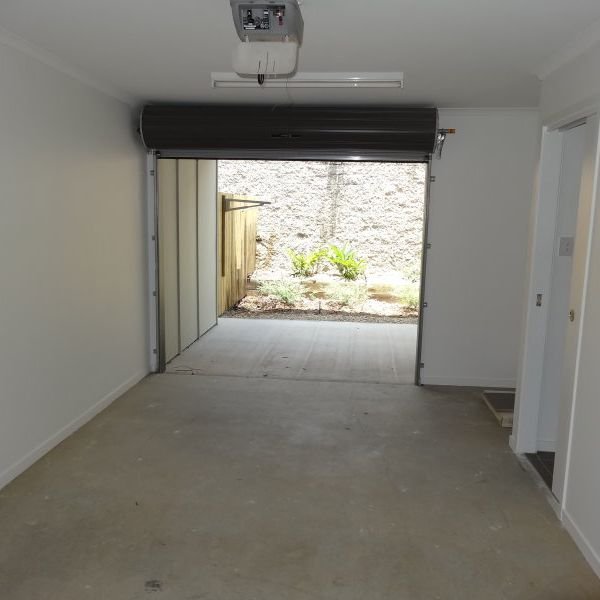 2/23 Roberts Street SOUTH GLADSTONE 18