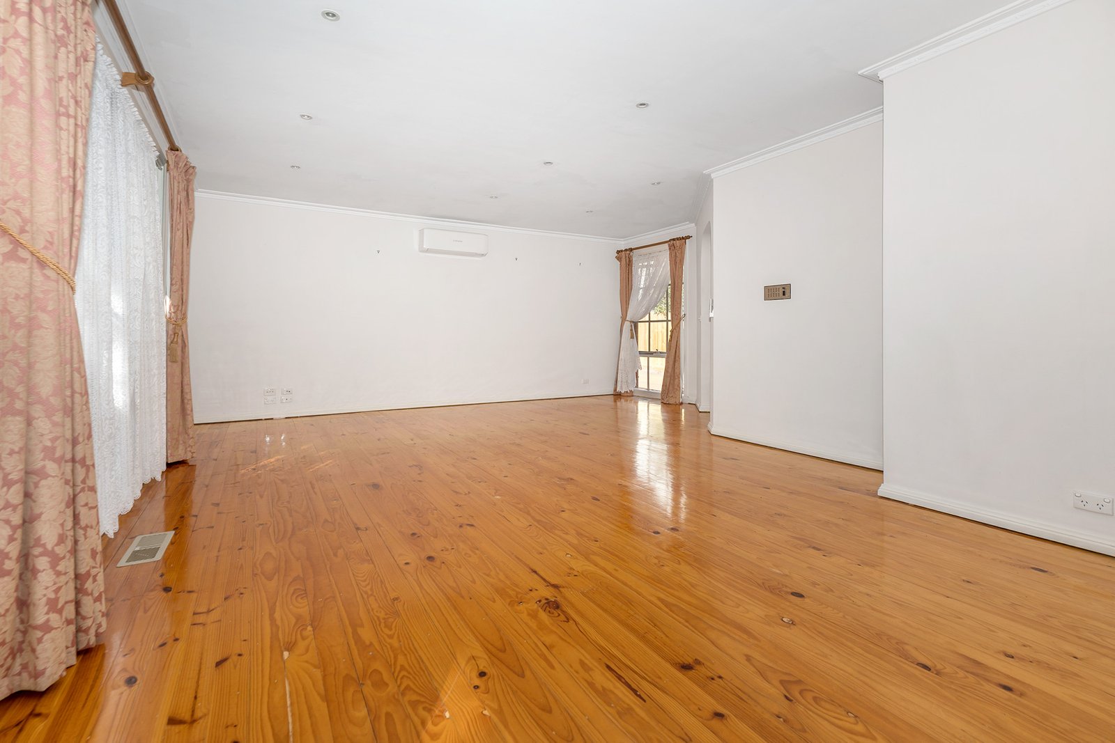 Real Estate and Property in 2/23 Scott Street, Caulfield South, VIC