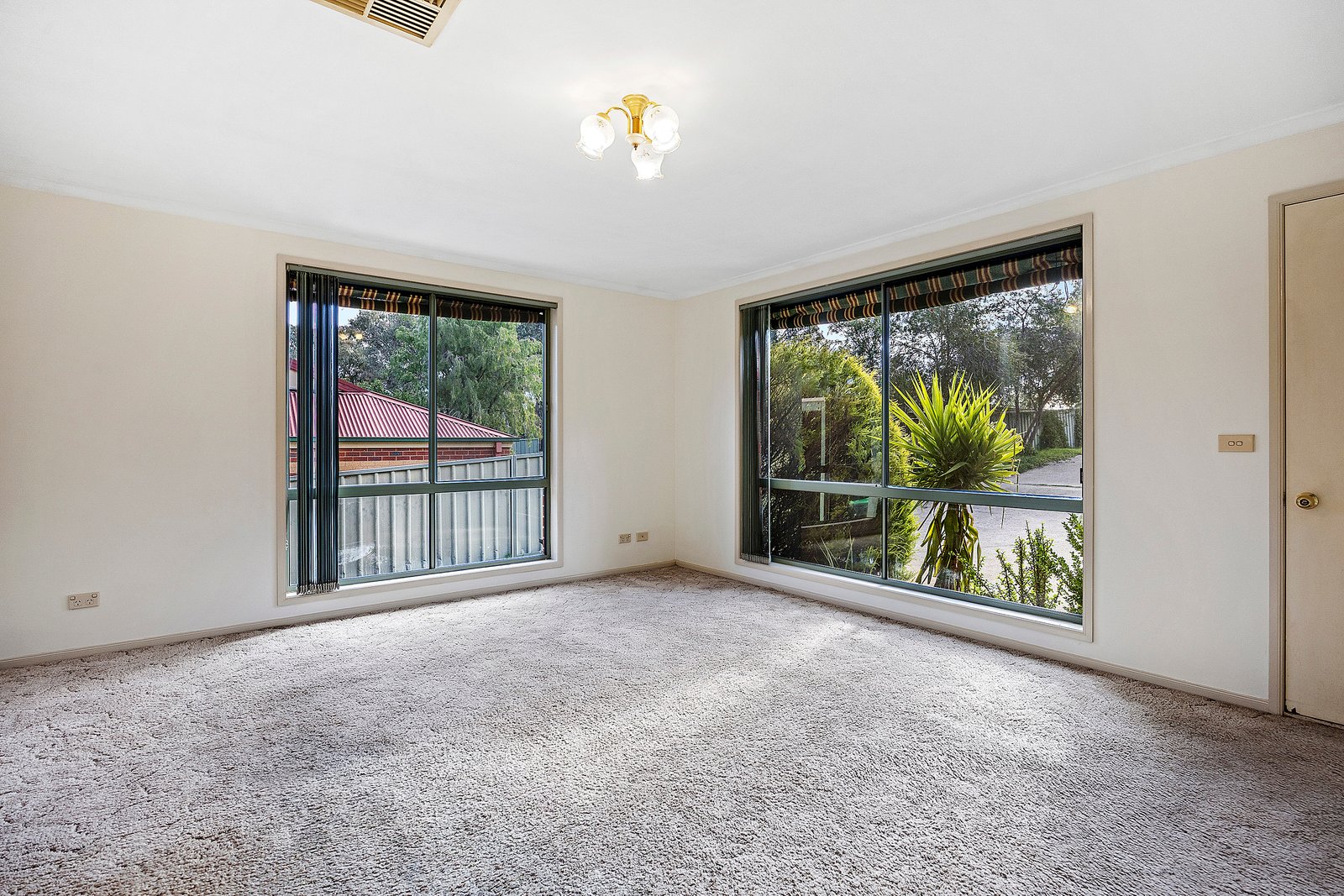Gallery: 2/23 Sherwood Dr
