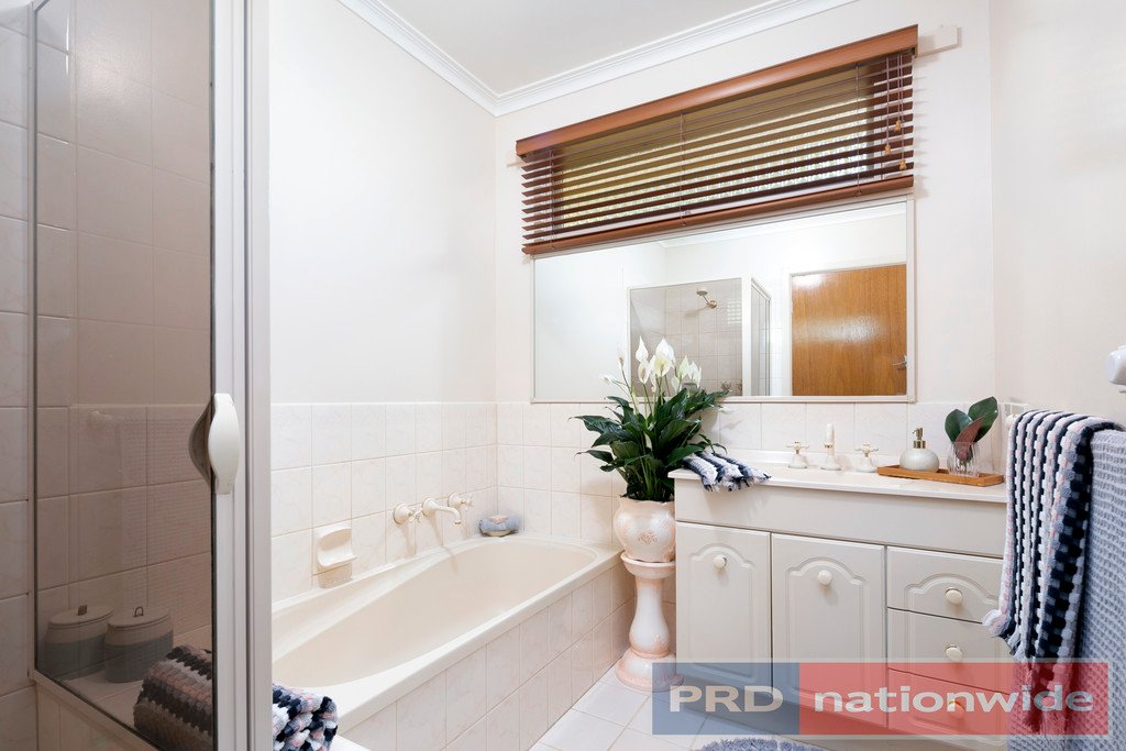 223 Swinglers Road INVERMAY 9