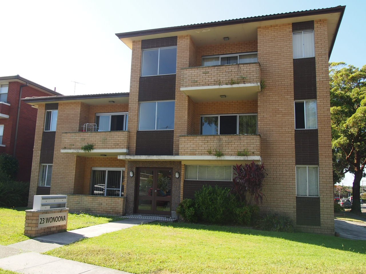 2/23 Wonoona Parade OATLEY 1