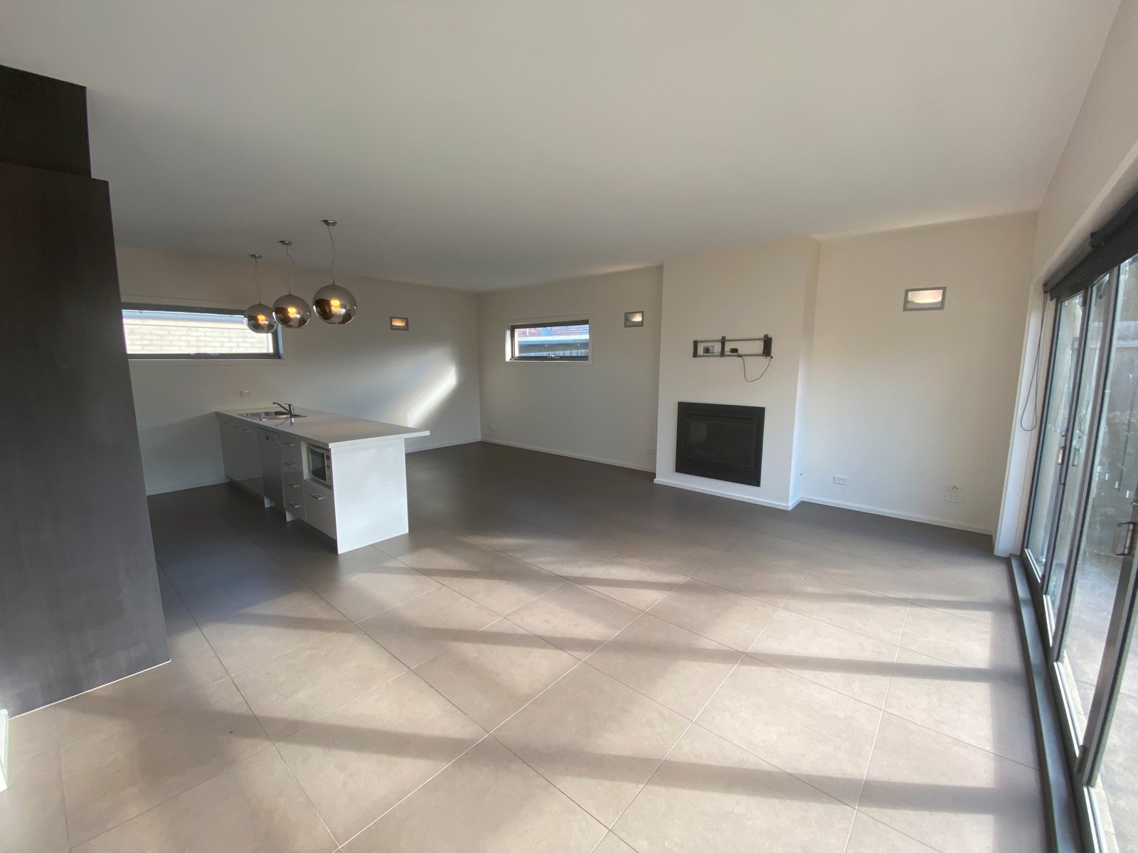 Gallery: 2/230 Mt Pleasant Road