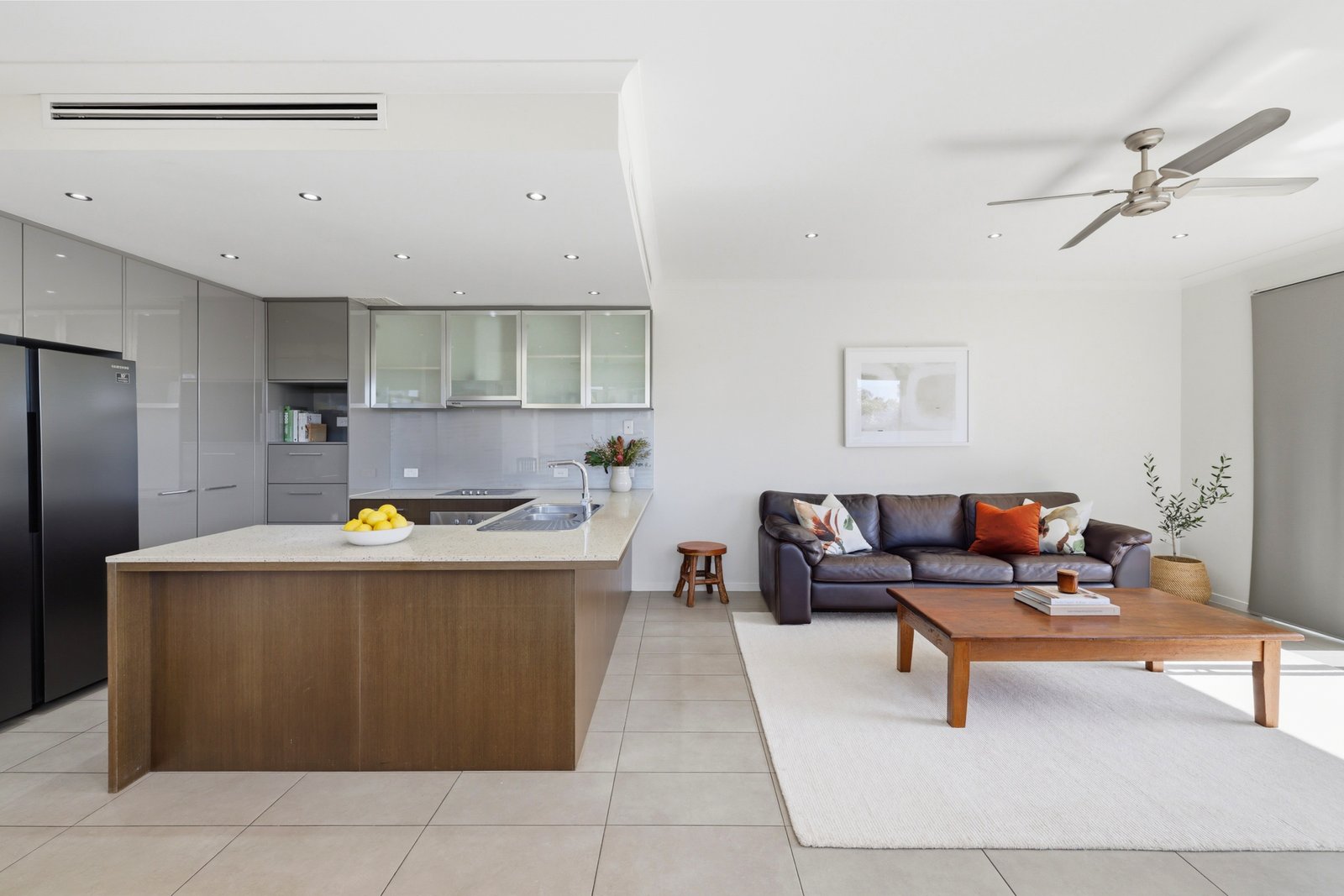 22/31 Port Peyra Crescent VARSITY LAKES 4