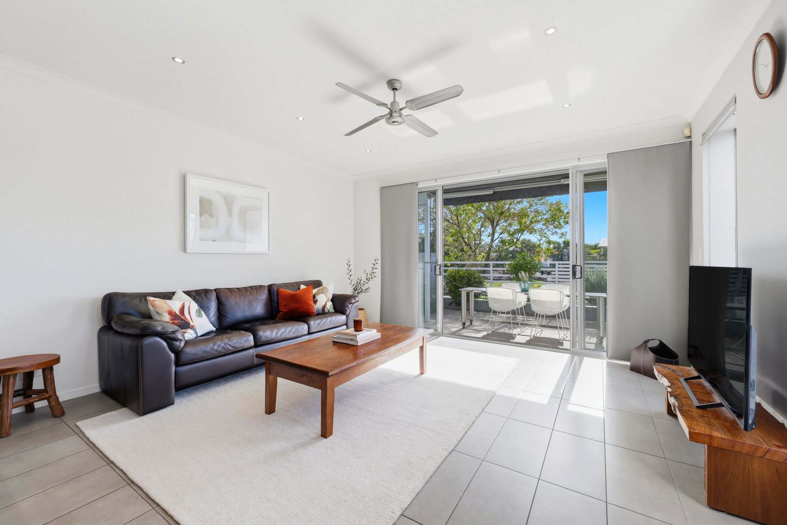 22/31 Port Peyra Crescent VARSITY LAKES 7