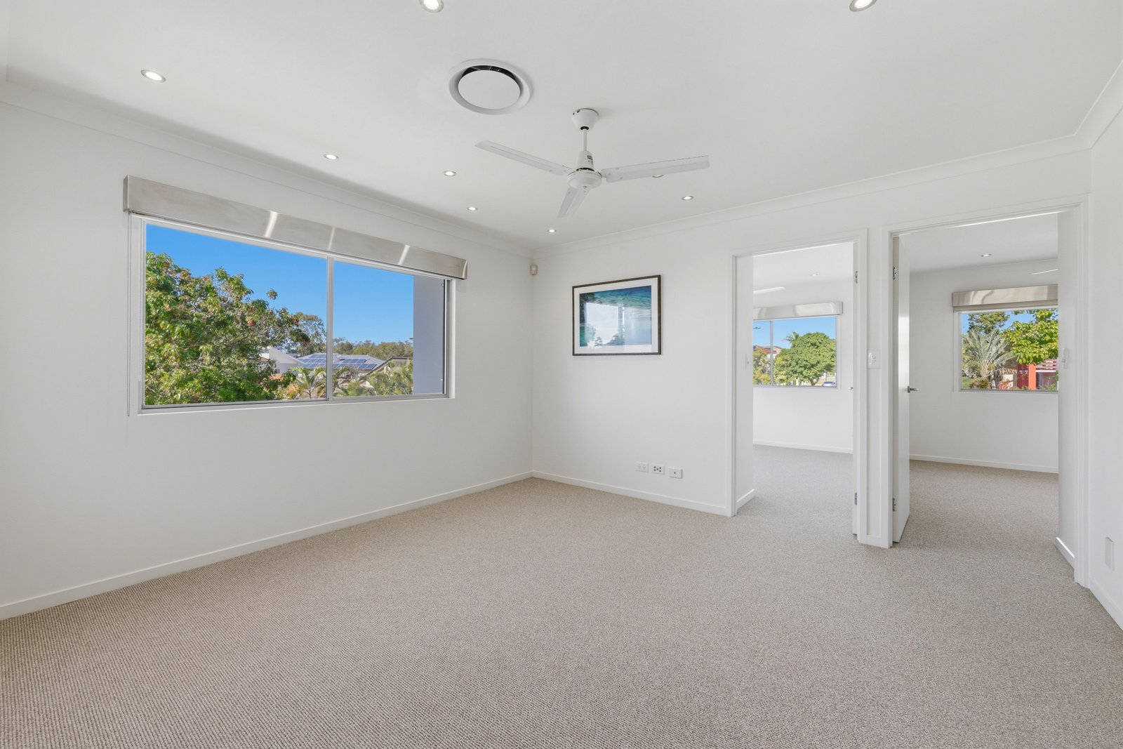 22/31 Port Peyra Crescent VARSITY LAKES 15