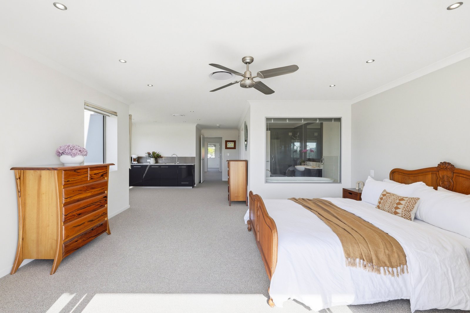 22/31 Port Peyra Crescent VARSITY LAKES 18