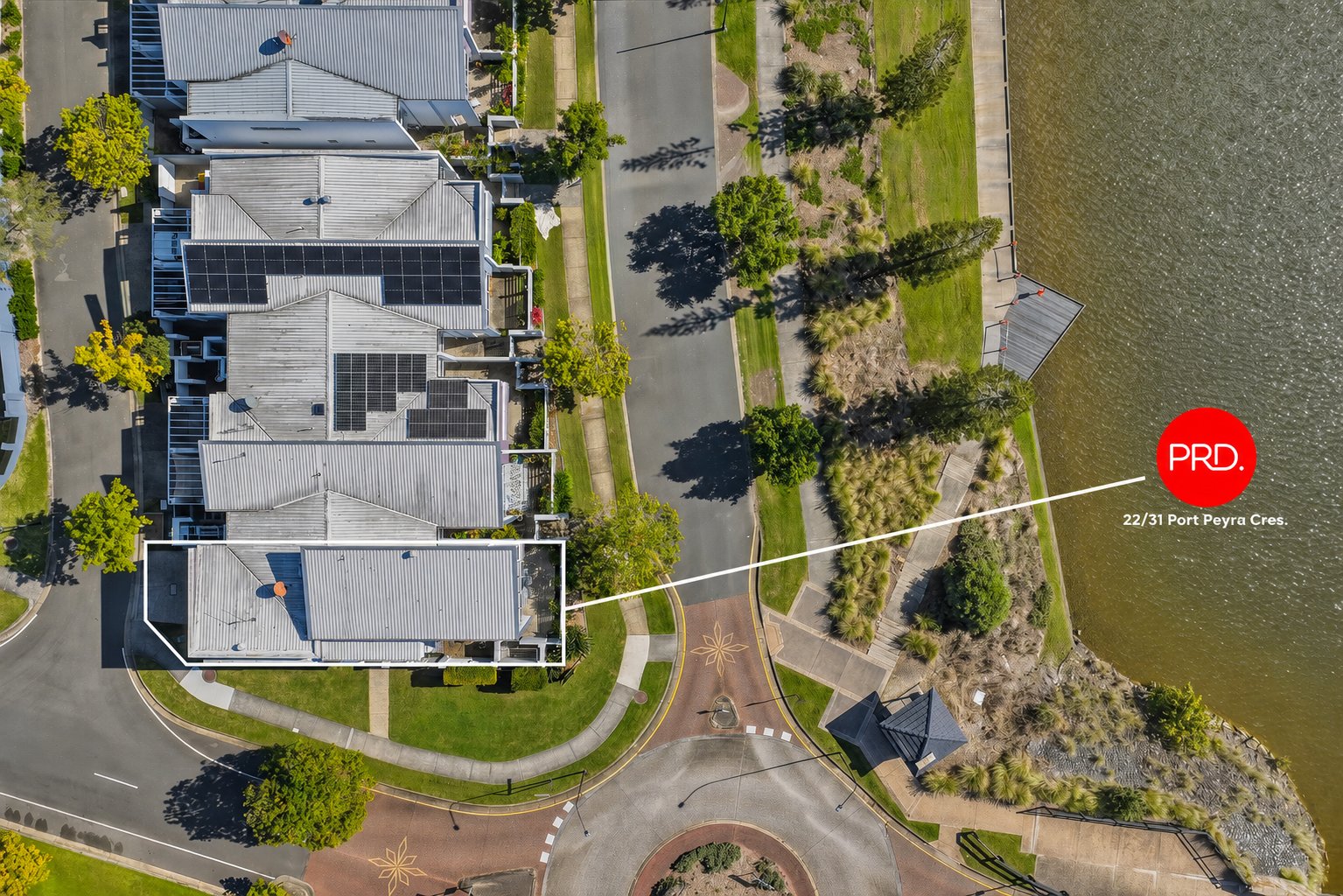 22/31 Port Peyra Crescent VARSITY LAKES 30
