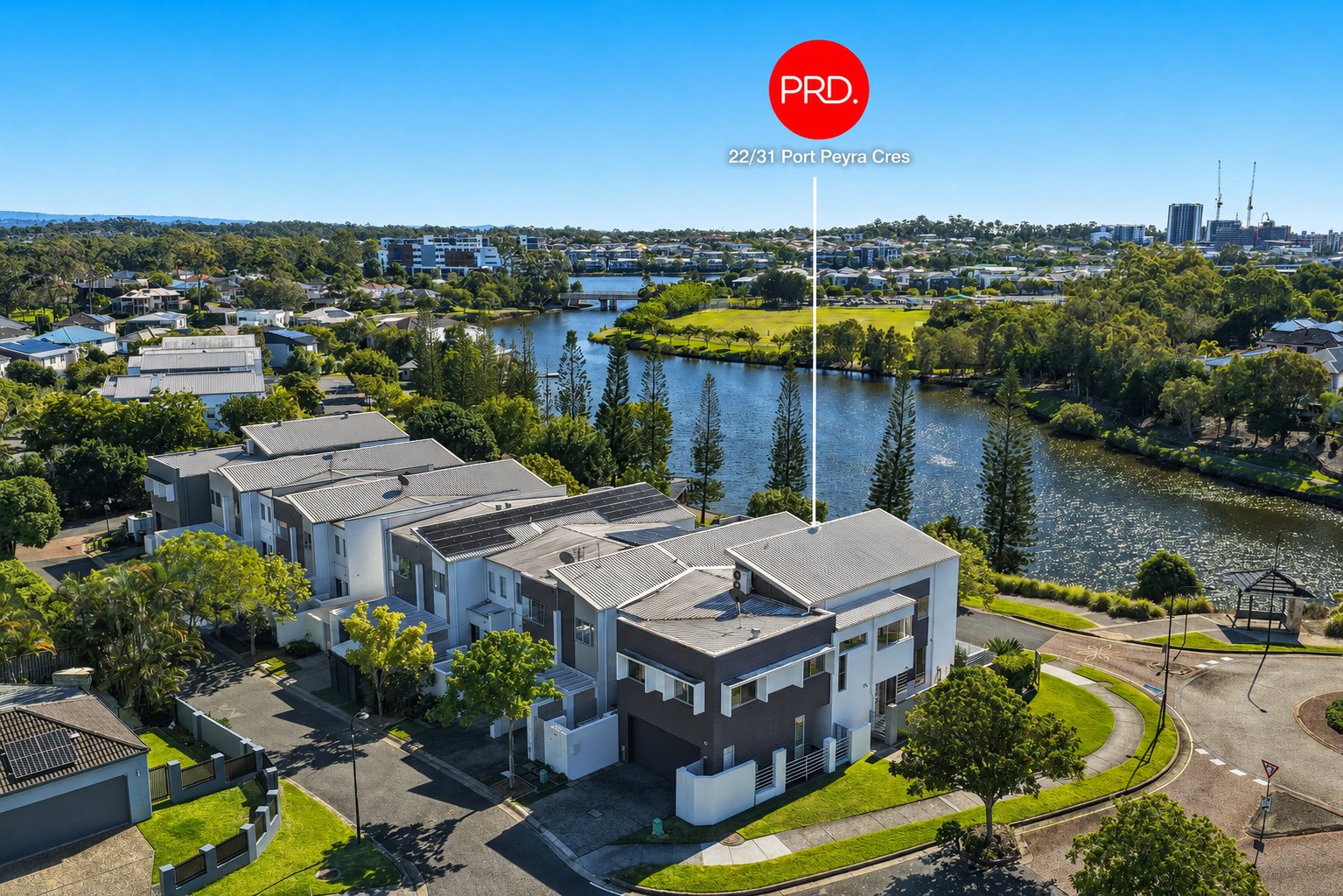 22/31 Port Peyra Crescent VARSITY LAKES 32