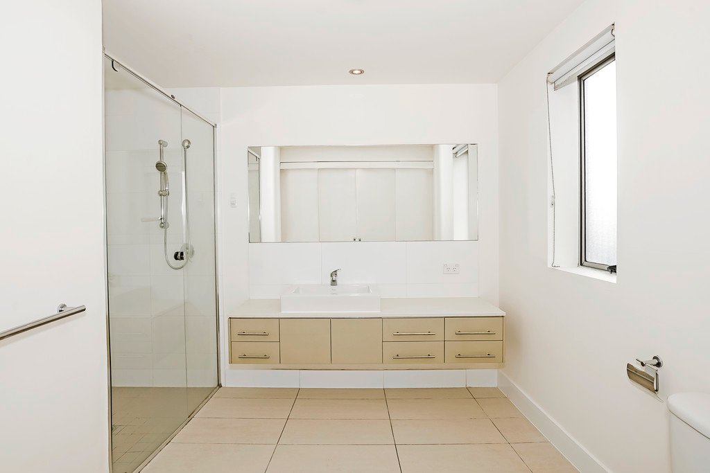 223/1 Toombul Ave  MIAMI 8