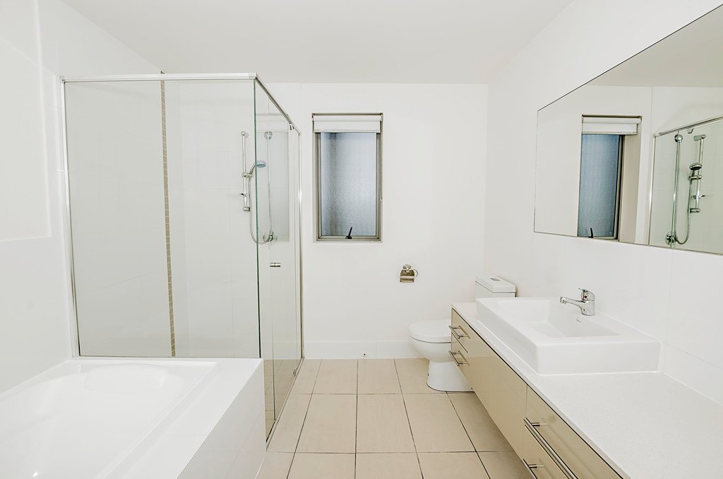 223/1 Toombul Ave  MIAMI 9