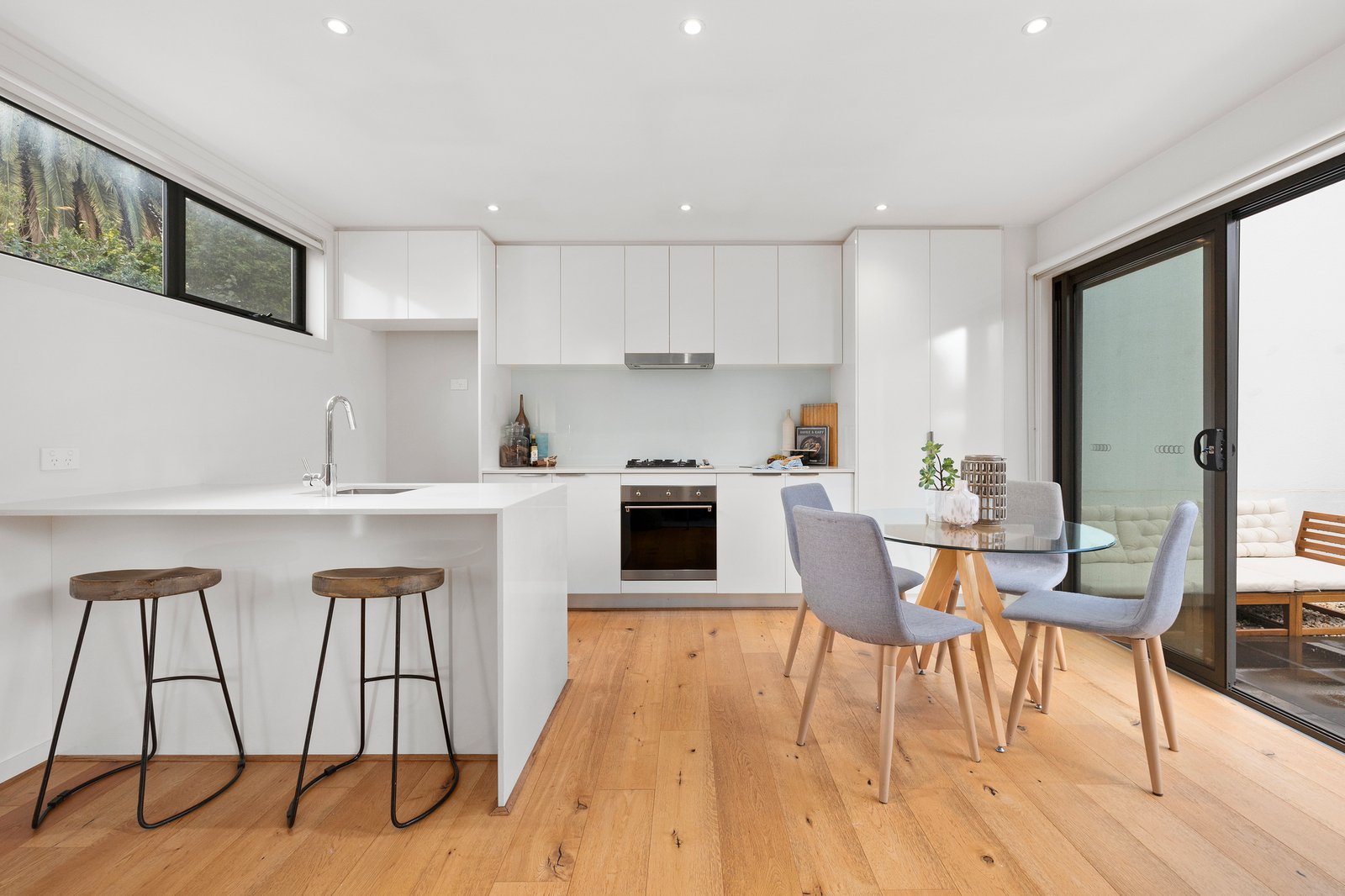Gallery: 2/232 Balcombe Road