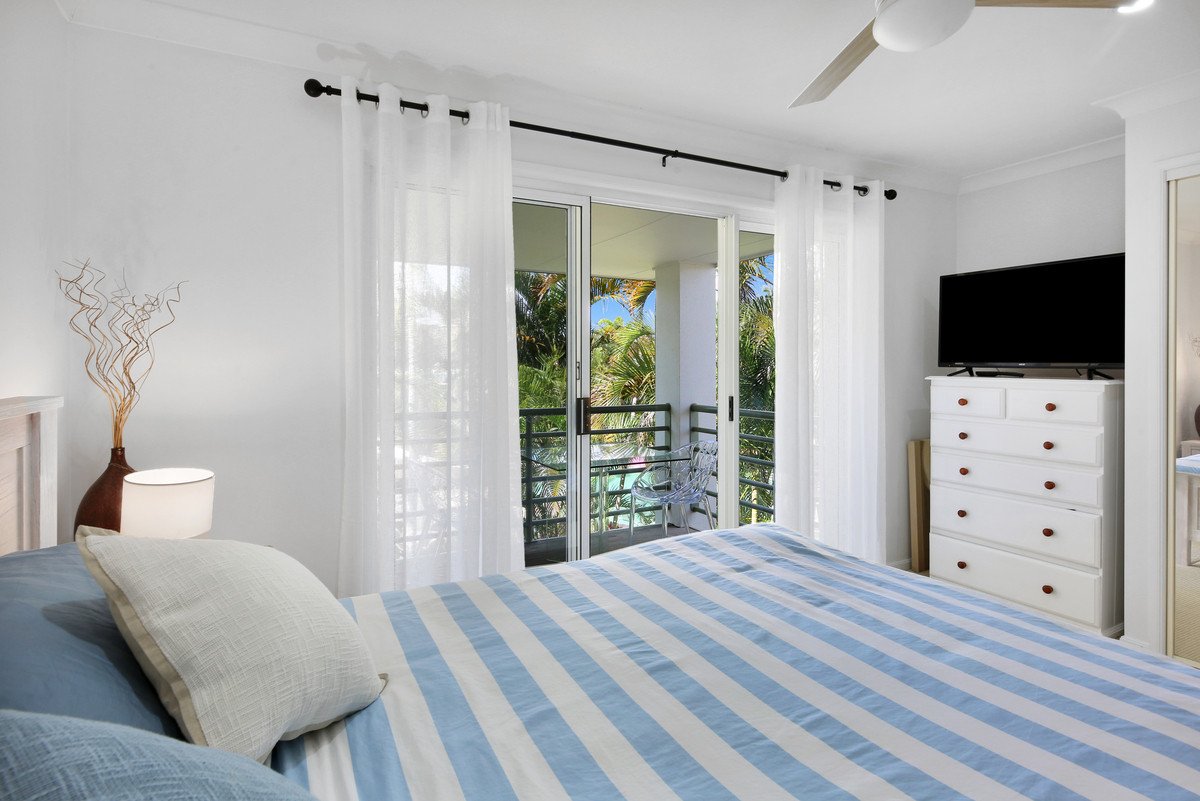 223/215 Cottesloe Drive Mermaid Waters 9