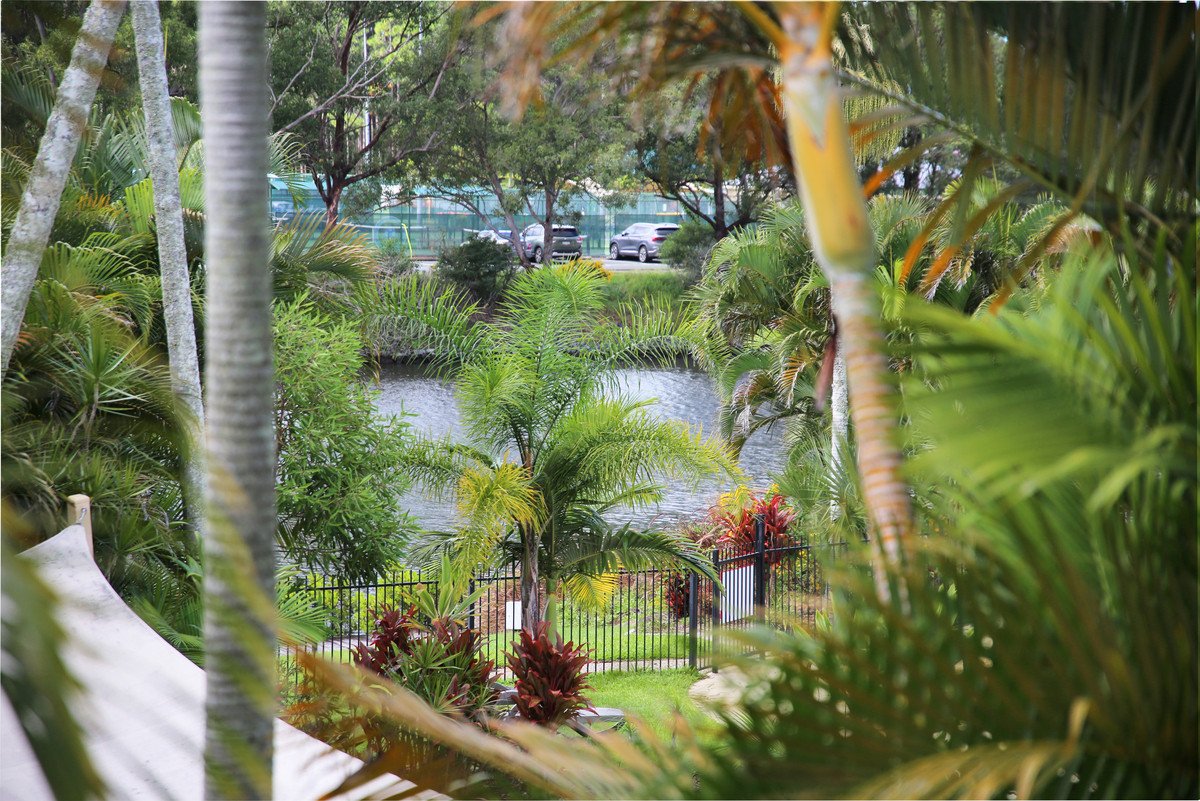 223/215 Cottesloe Drive Mermaid Waters 12