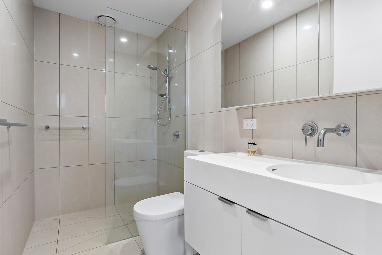 22/33 Queens Avenue, Doncaster, 3108