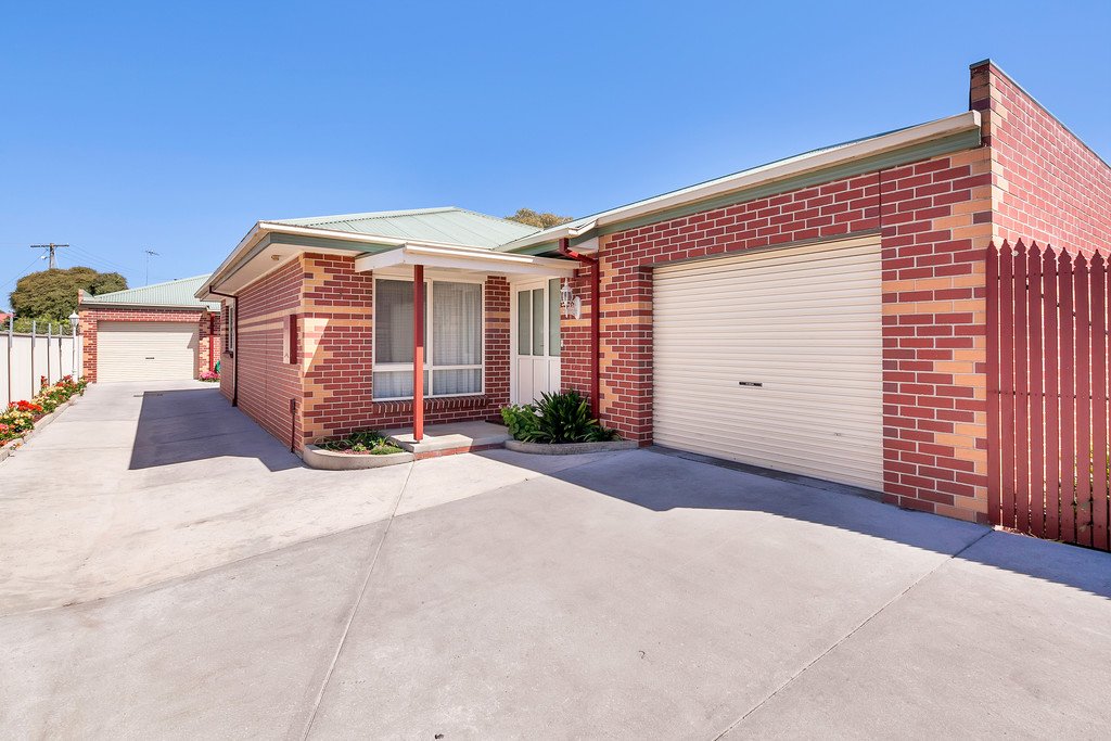 2/234 Albert Street SEBASTOPOL 1