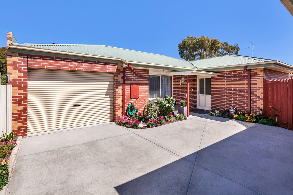2/234 Albert Street SEBASTOPOL 2