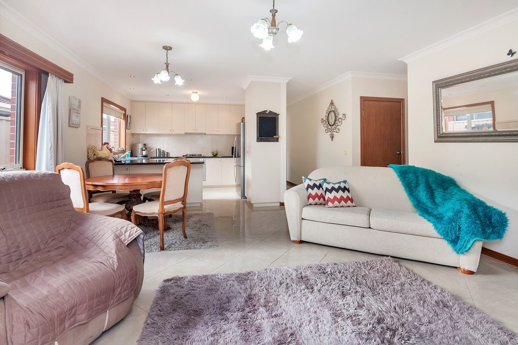 2/234 Albert Street SEBASTOPOL 4