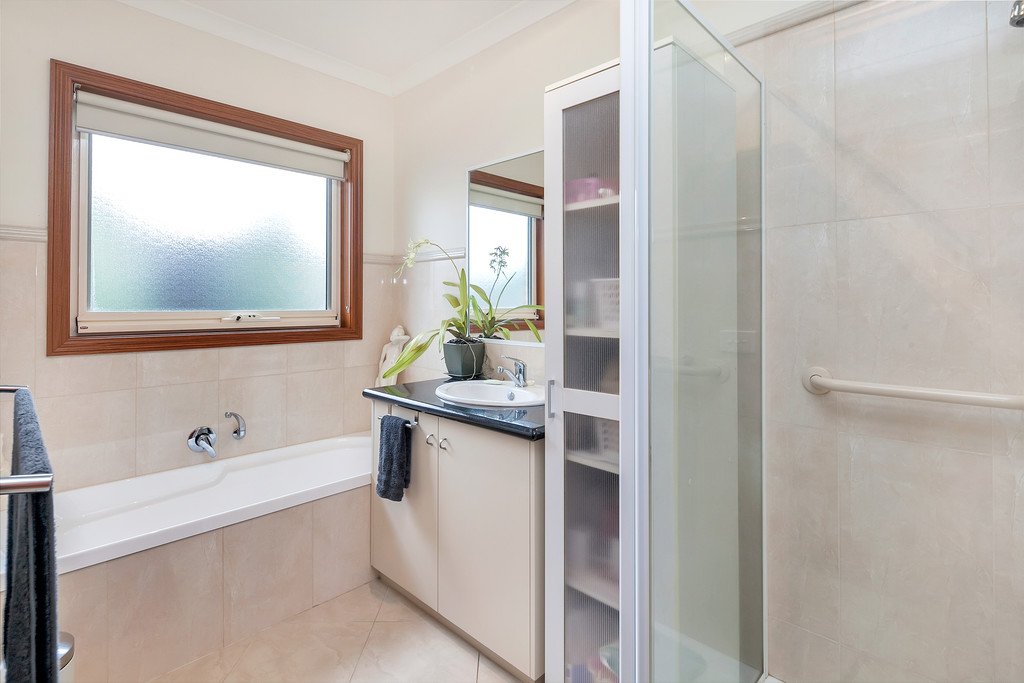 2/234 Albert Street SEBASTOPOL 8