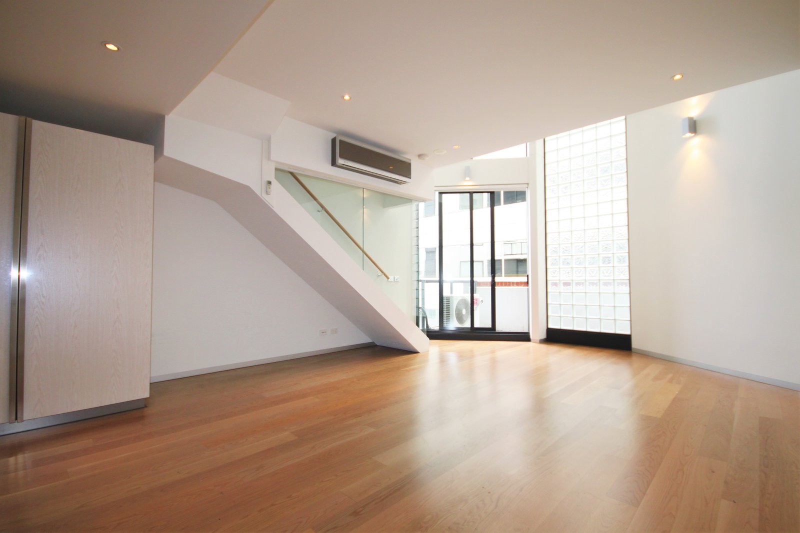 Gallery: 223/539 St Kilda Road